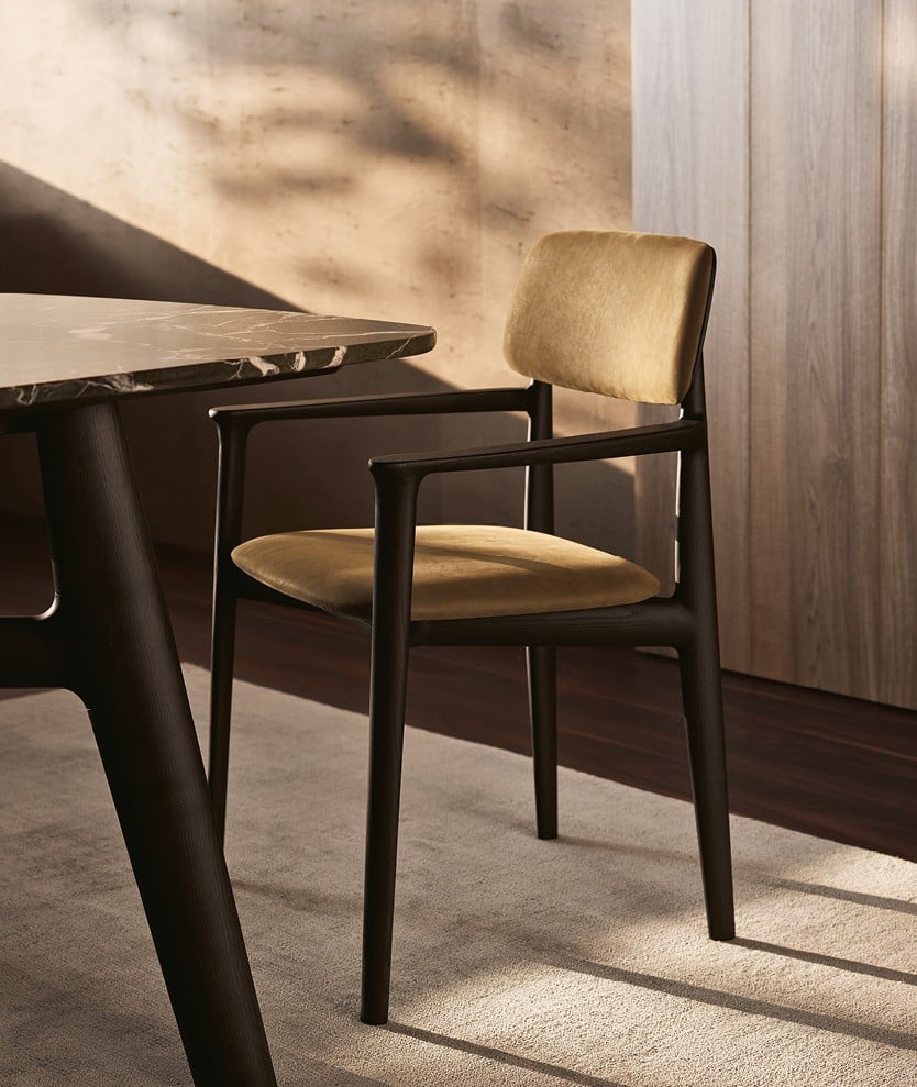 Zaro dining chair