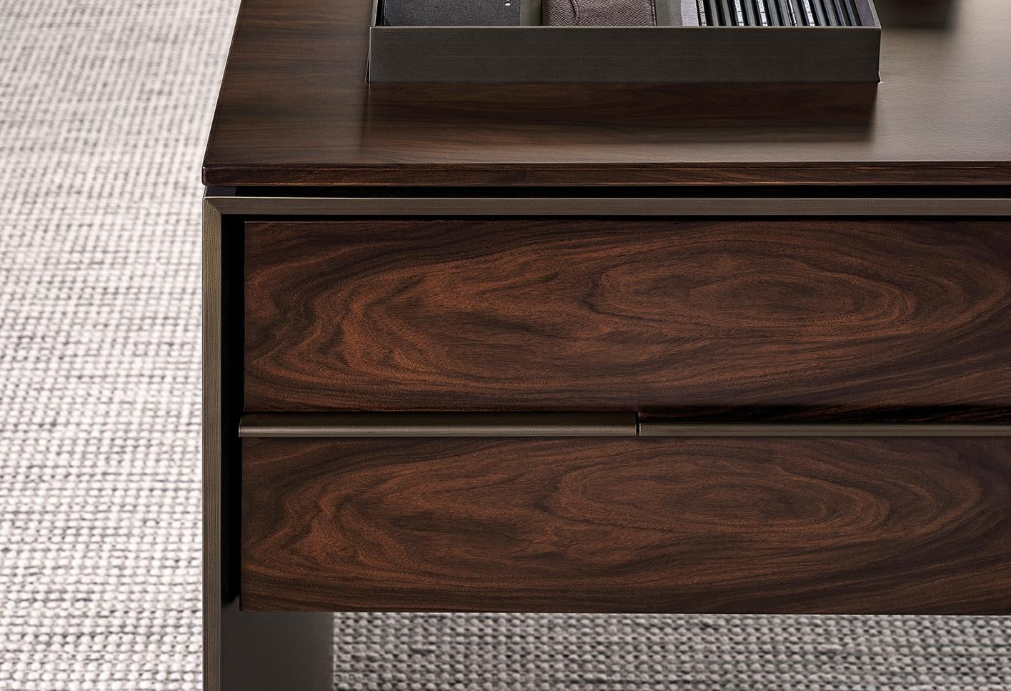 Mirouz office table